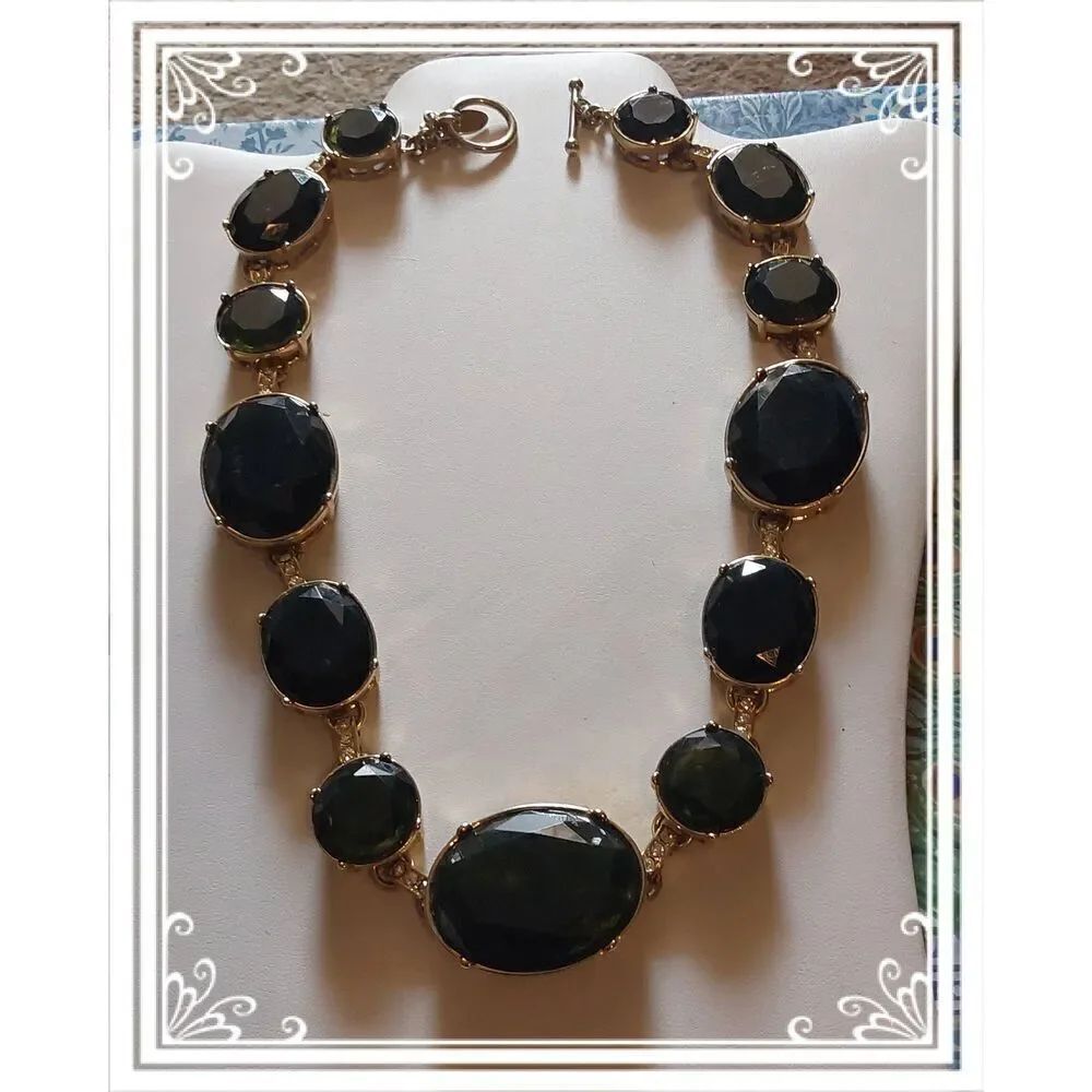 ANN TAYLOR Large Oval Faceted Deep Green & Crystal Link Statement Necklace